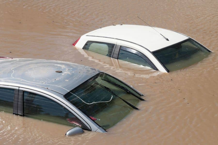 ciri mobil bekas banjir