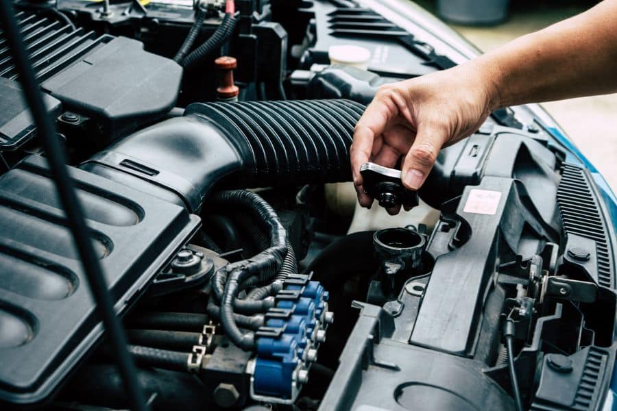 tips persiapan mobil sebelum perjalanan jauh
