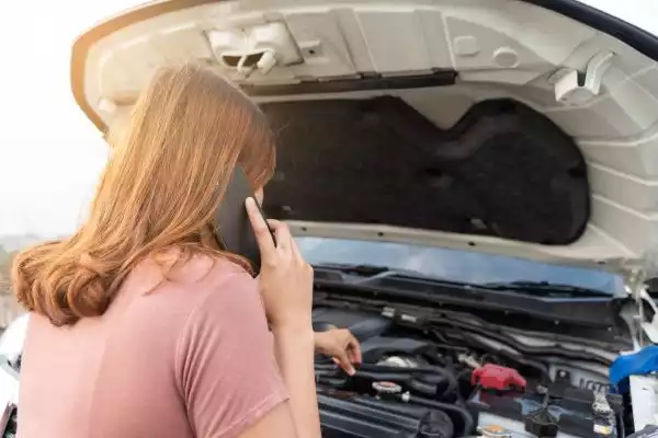 penyebab mesin mobil brebet saat digas