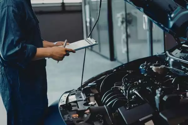 inspeksi mobil bekas pluit