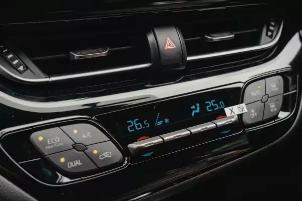 penyebab ac mobil tiba-tiba tidak dingin